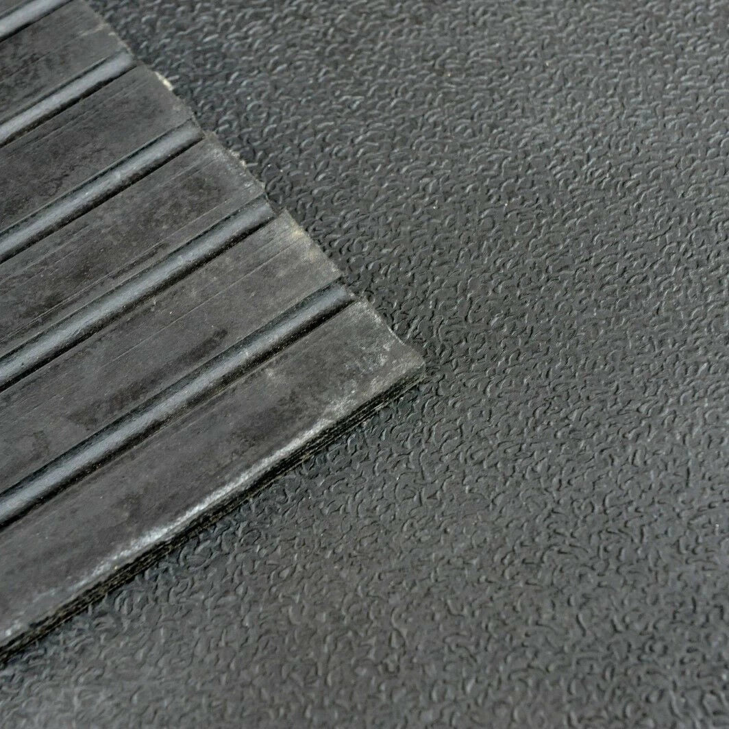 Horse Stable Mats | 18 Mat Pack | 18mm Heavy Duty Rubber | 1800 x 1200mm