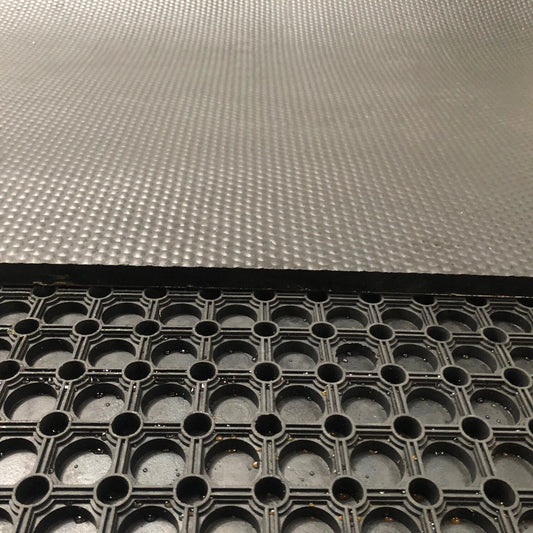 Horse Stable Mats | 12 Pack of 25mm Cushioned Rubber | 1830 x 1160mm Each